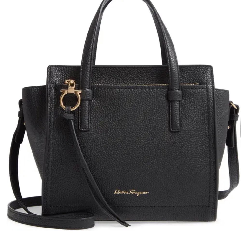 24 HOUR SALE- Amy Leather Tote Salvatore Ferragamo